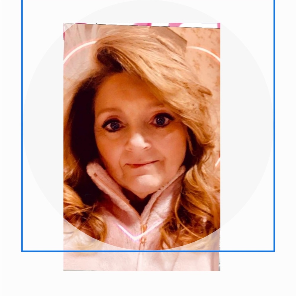 Meet your Posher, Janet